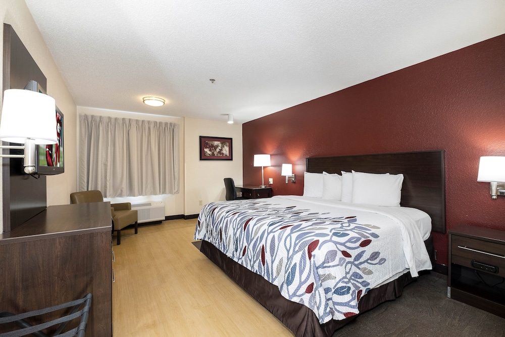 Red Roof Inn Raleigh Southwest Cary - photo 11