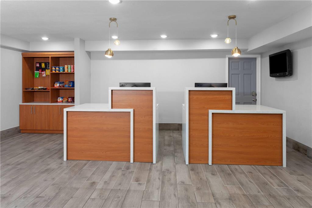 La Quinta Inn by Wyndham Champaign - photo 9