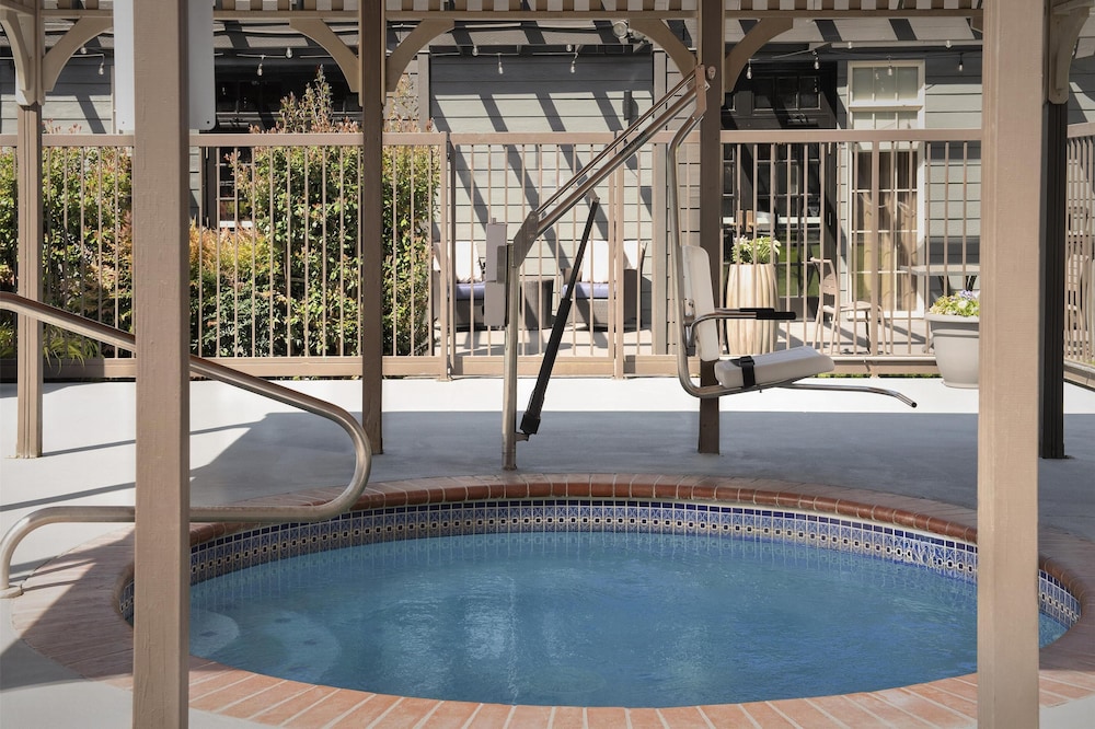 Homewood Suites by Hilton Vancouver Portland - photo 25