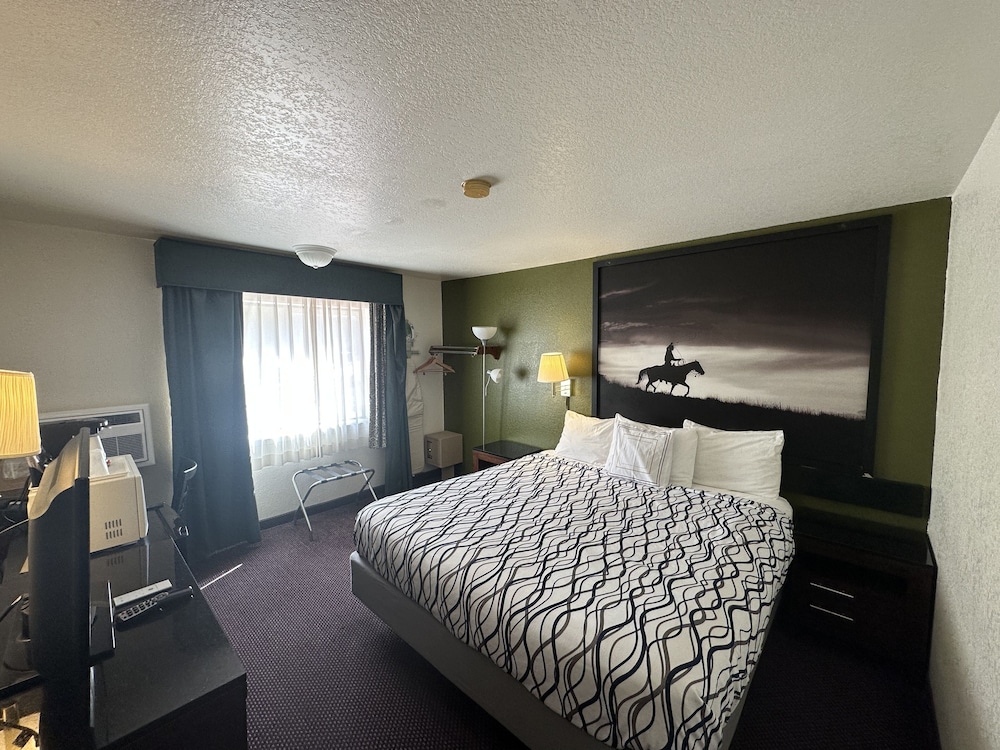 Simple Rewards Inn - photo 11