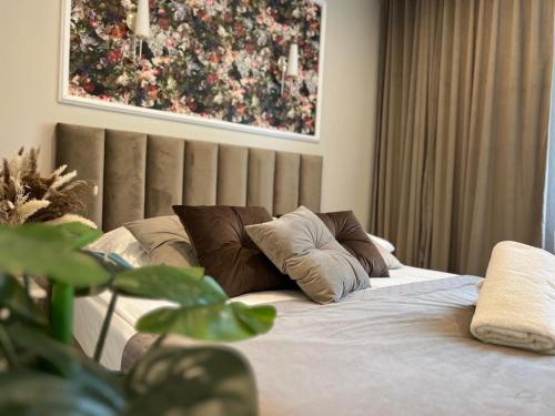 Family & Business Sauna Apartments No3 Leśny nad Zalewem Cedzyna 2 Bedroom with Private Sauna Bath with Hydromassage Terrace Parking Catering Options — 4-Star Luxury Hotel in Kielce, Poland