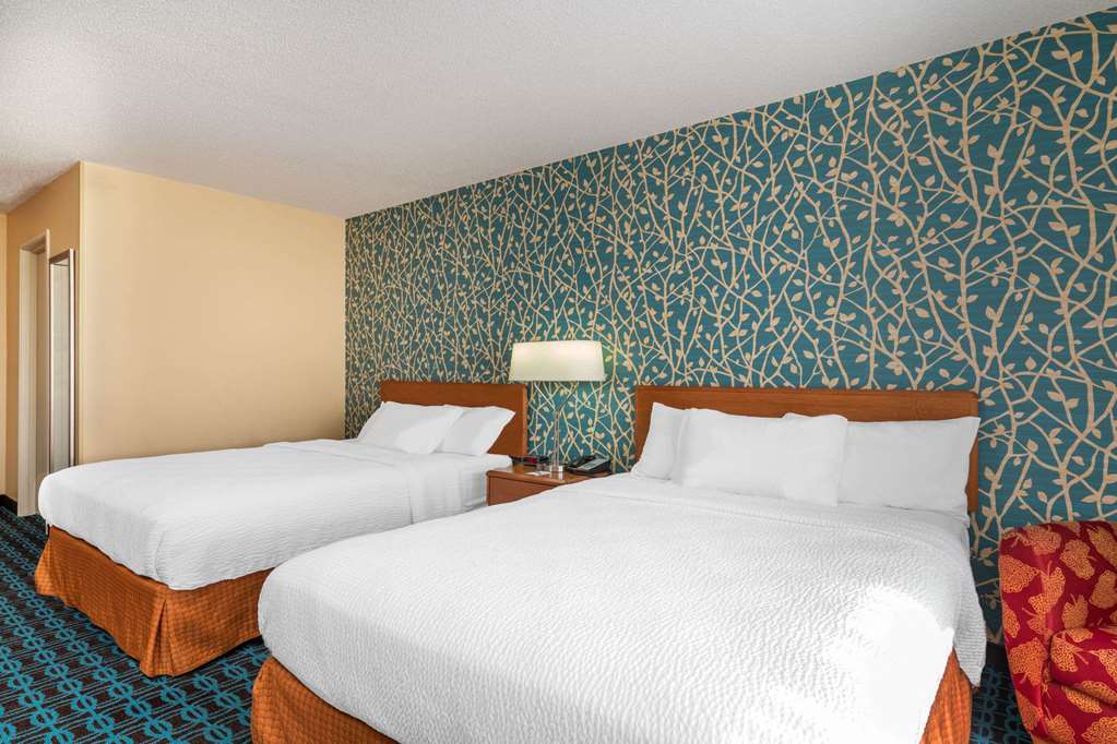 AmericInn by Wyndham Duluth - photo 14