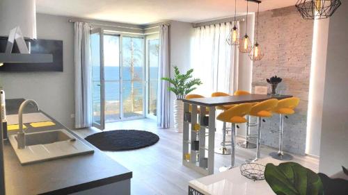 Apartament Elegance Yellow — 4-Star Luxury Hotel in Rewal, Poland