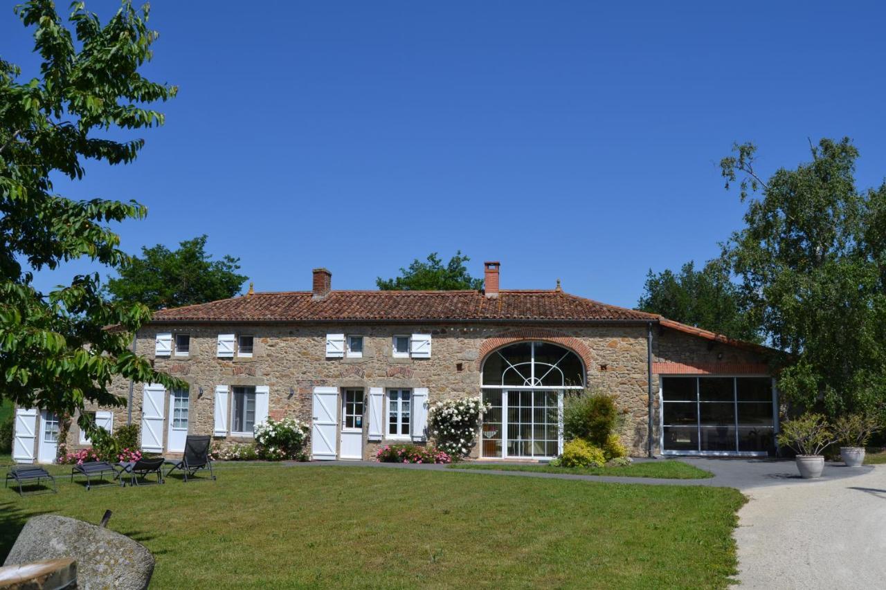 Logis de la Benetiere — hotel in Saint-Laurent-Sur-Sevre