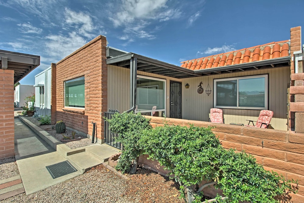 Green Valley Townhome with Patio and Resort Amenities - photo 14