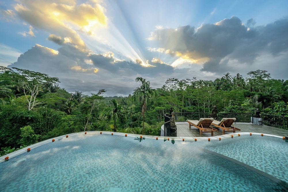 Yoga Maya Villa — 4-Star Luxury Hotel in Gianyar, Indonesia