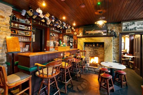 The Rusty Mackerel - carbon neutral hotel in Unknown City