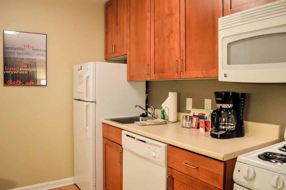 TownePlace Suites by Marriott Quantico Stafford - photo 28