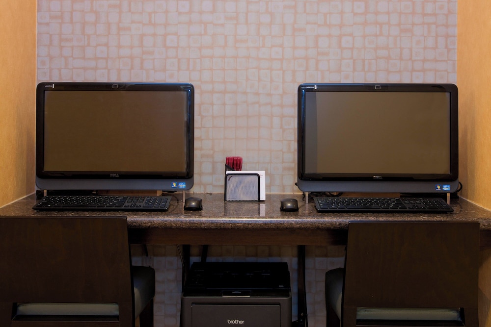 Residence Inn by Marriott Phoenix Airport - photo 36