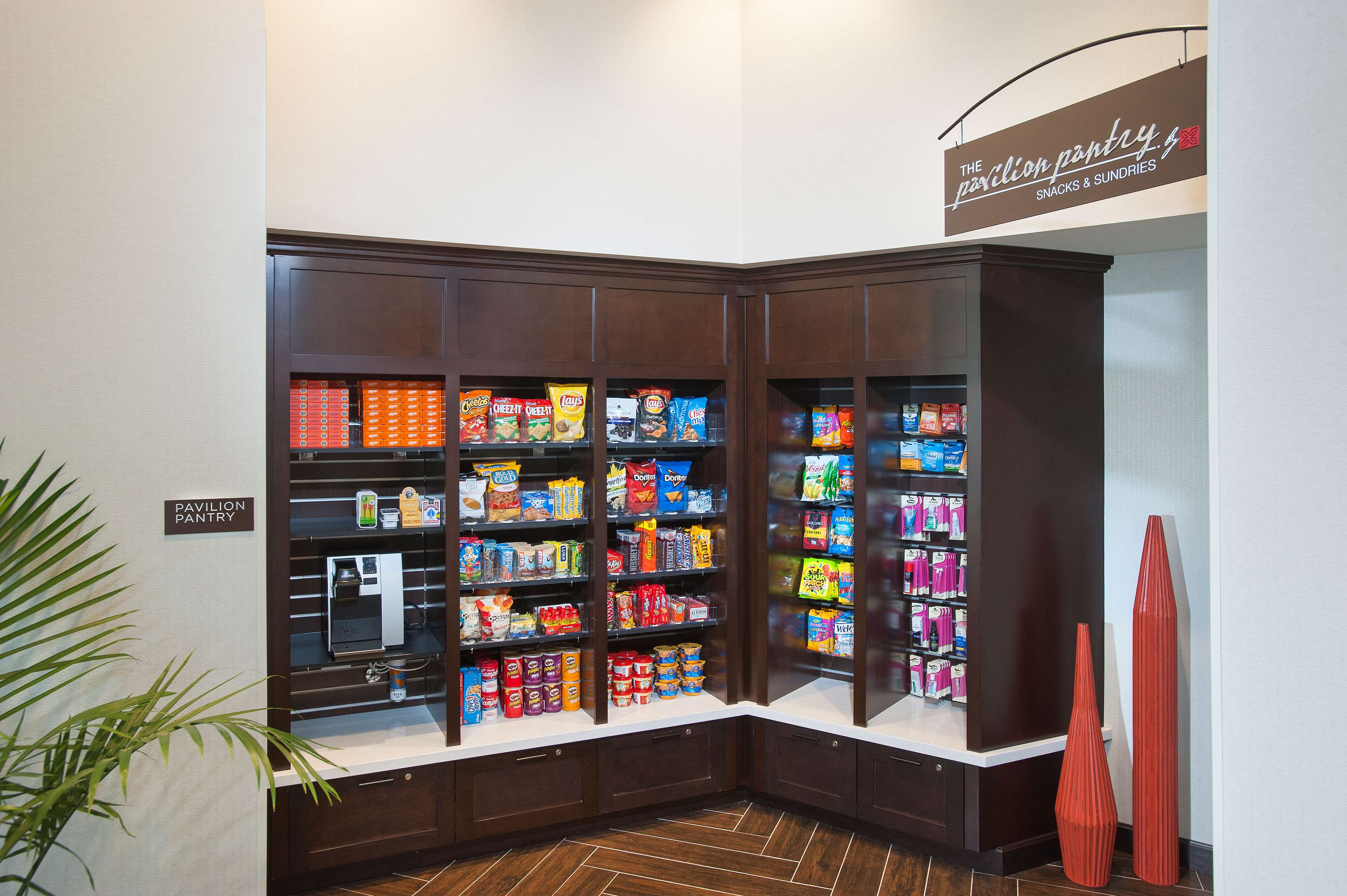 Hilton Garden Inn Burbank Los Angeles - photo 10