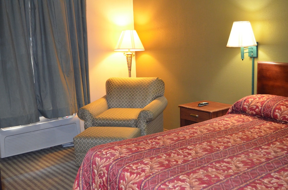 Plaza Inn Big Spring - photo 7
