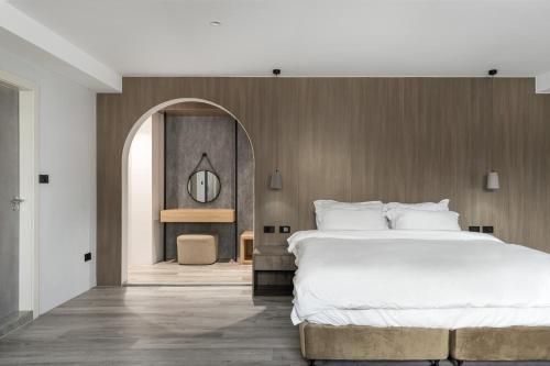 Chapter 127 - carbon neutral hotel in Tainan