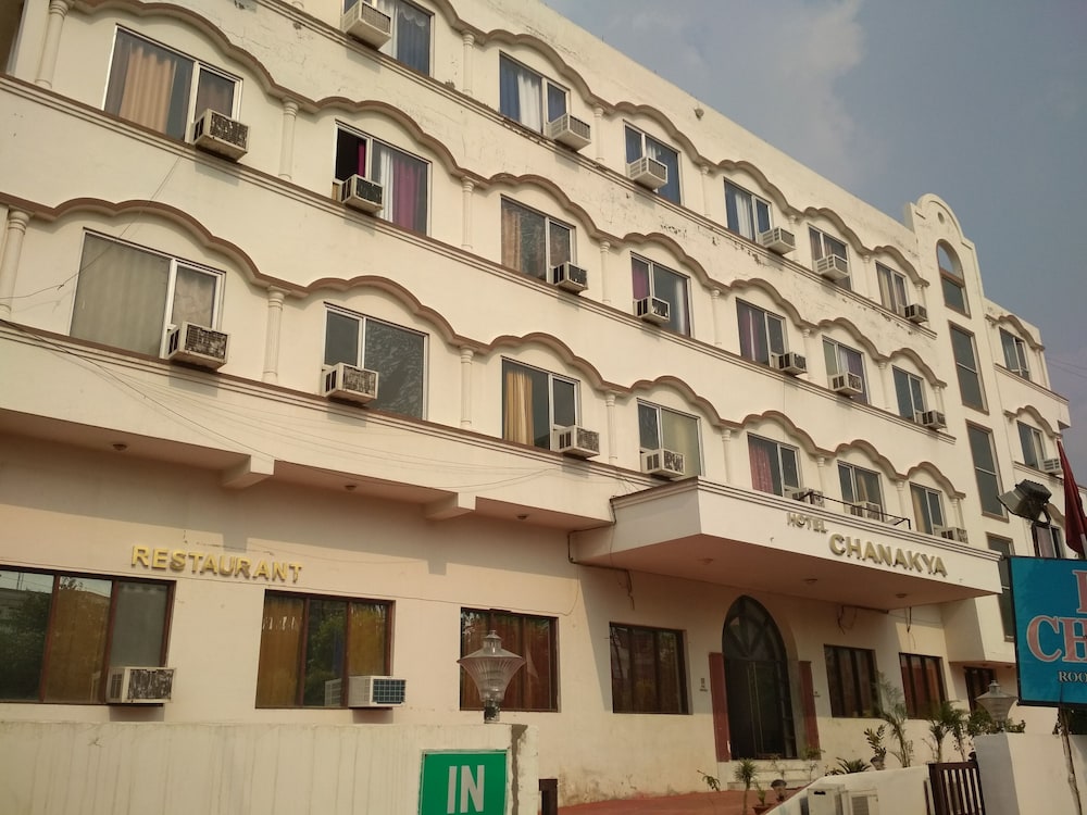 Hotel Chanakya — hotel in Agra