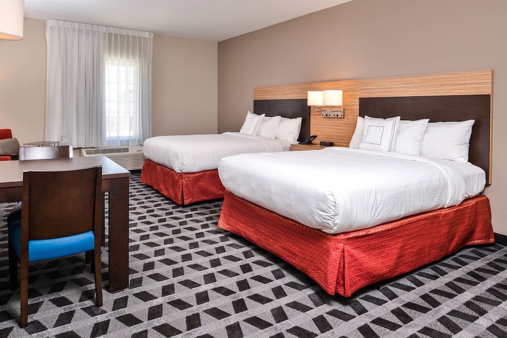 TownePlace Suites by Marriott Charleston West Ashley - photo 7