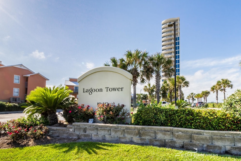Lagoon Tower PH 17 - photo 26