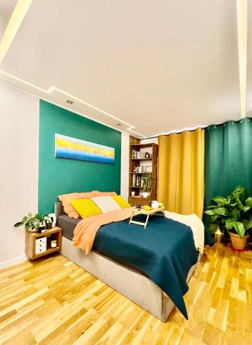 Comfortable Apart Old Town Free parking hanging bed Wi Fi lift aircon self check in 24h Stare Miasto winda nowy budynek garaż 0 zl klima — 4-Star Luxury Hotel in Wroclaw, Poland