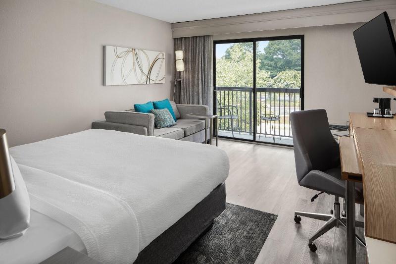 Courtyard by Marriott Newport News Yorktown - photo 47