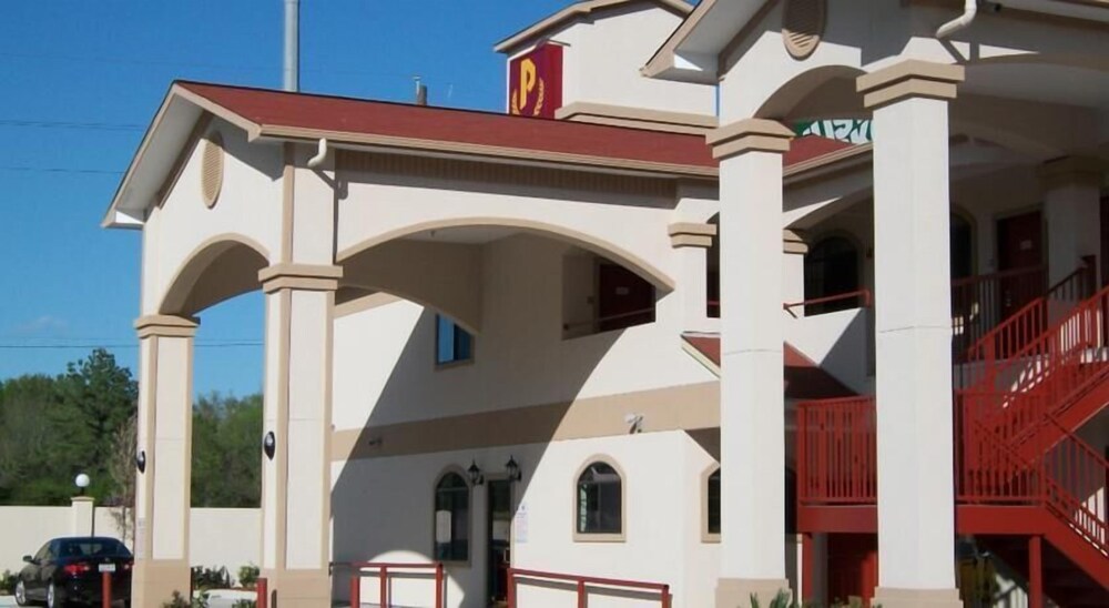 Palace Inn Fairbanks - photo 19