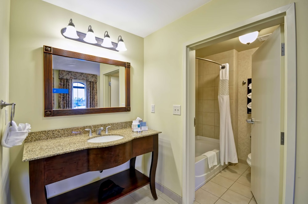 Hampton Inn & Suites North Charleston University Blvd - photo 20