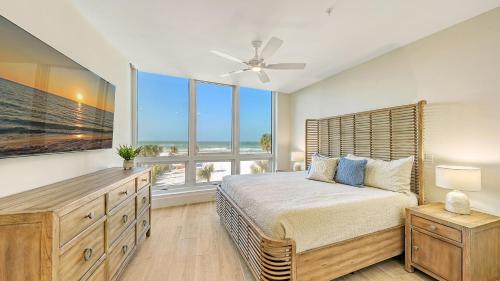 Ten35 Seaside Rentals — 4-Star Luxury Hotel in Siesta Key, United States