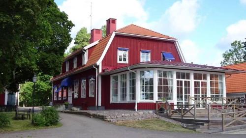 Staby Gårdshotell pet-friendly hotel Hoegsby