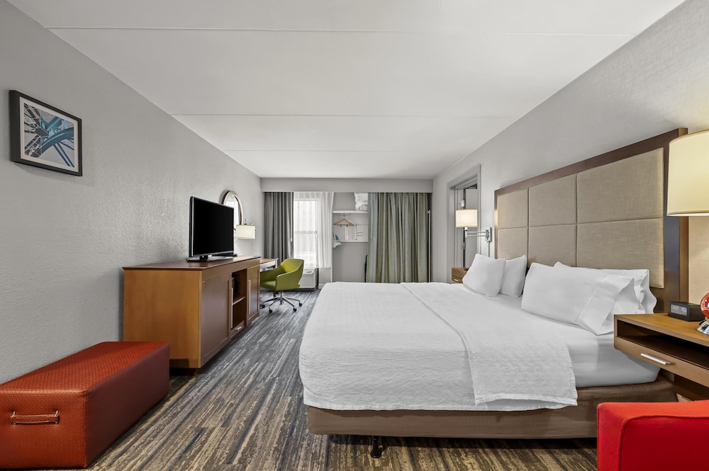 Hampton Inn Toledo South Maumee - photo 5