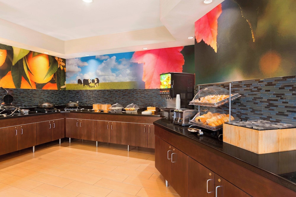 Fairfield Inn & Suites Mankato - photo 22