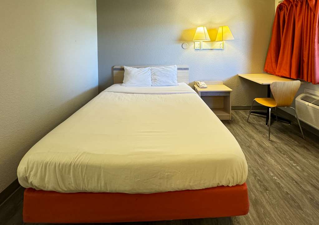 Motel6 Casper WY - photo 7