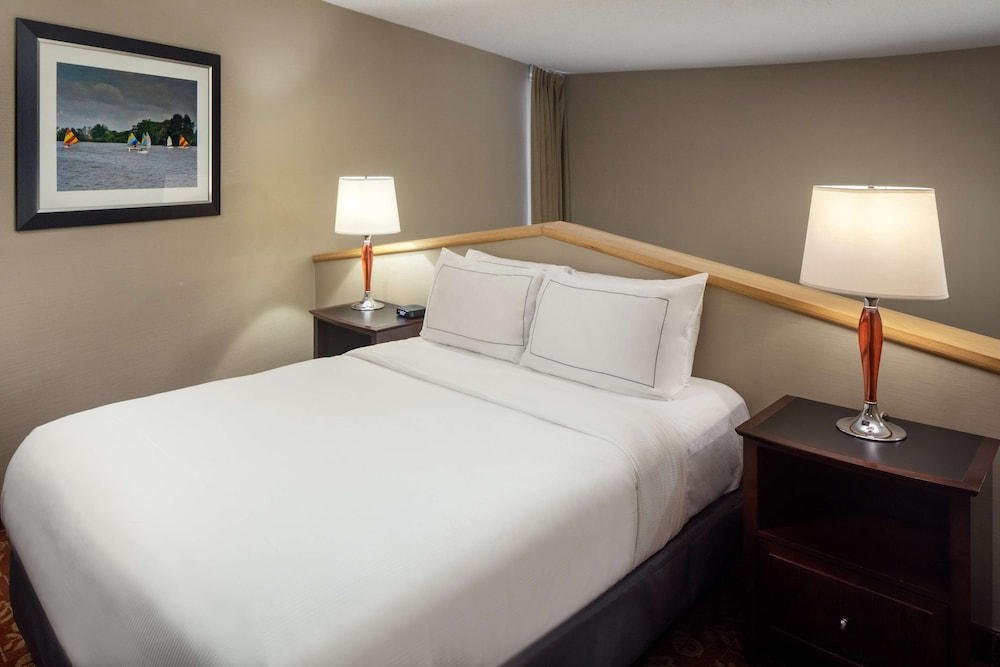DoubleTree by Hilton Cherry Hill Philadelphia - photo 8