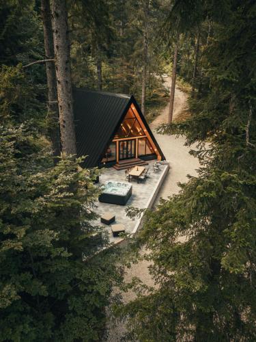 The Cozy Chalet — 4-Star Luxury Hotel in Bosanski Petrovac, Bosnia and Herzegovina