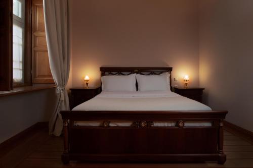 Antoinette Mansion — Ydra — photo 2