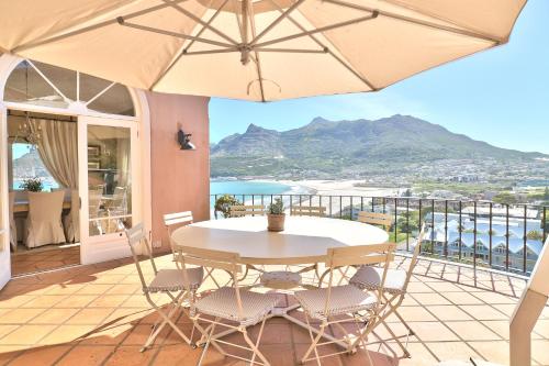 Portofino Sea facing villa — 4-Star Luxury Hotel in Cape Town, South Africa