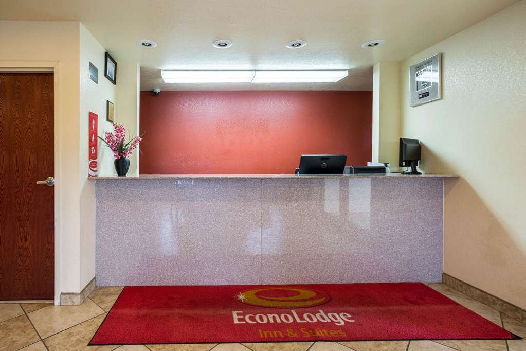 Econo Lodge Inn & Suites Searcy - photo 6
