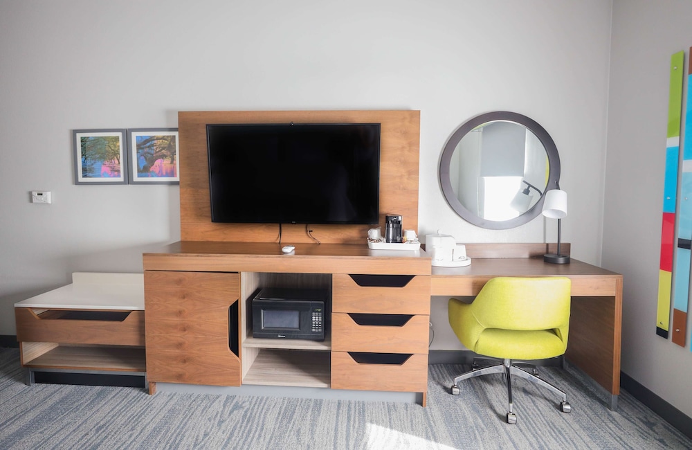 Hampton Inn & Suites Bay City TX - photo 15
