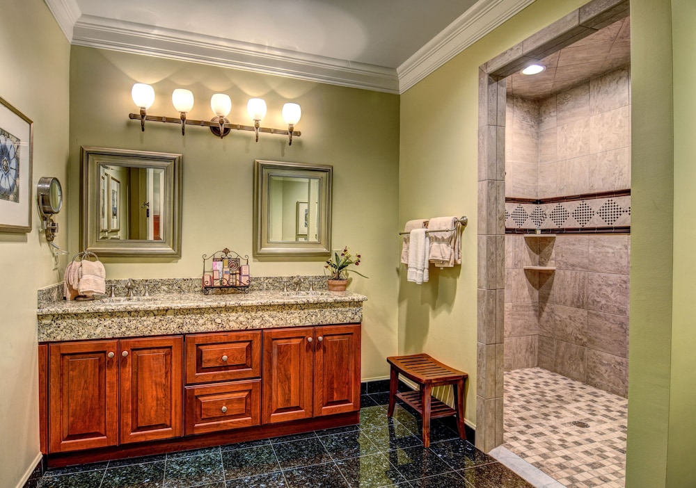 The Village at RiverLanding - photo 37
