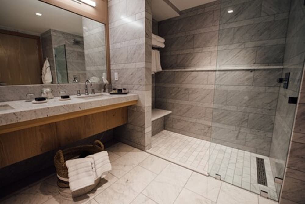 The Preston House & Hotel - photo 22