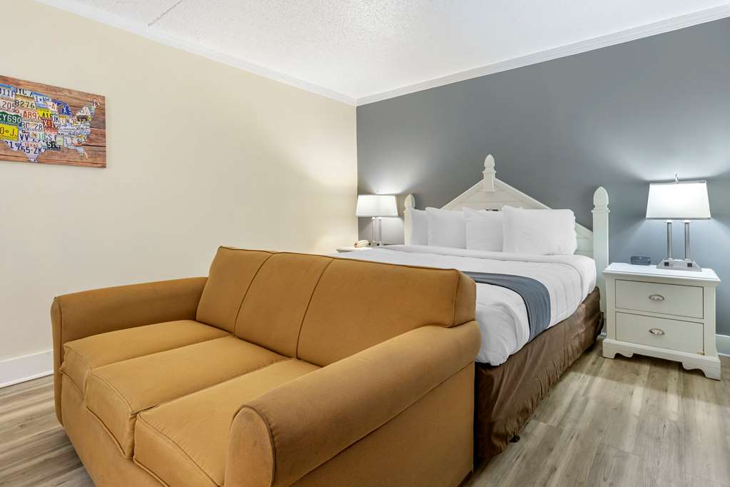 Econo Lodge Conway - photo 4