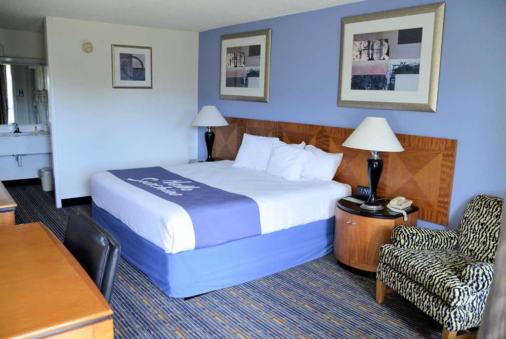 Days Inn by Wyndham Luray Shenandoah - photo 25