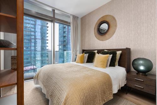 Vacay Lettings Suite room in Marina gate Jumeirah living — 4-Star Luxury Hotel in Dubai, United Arab Emirates