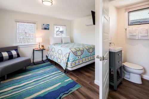 Truro Beach Cottages - photo 42