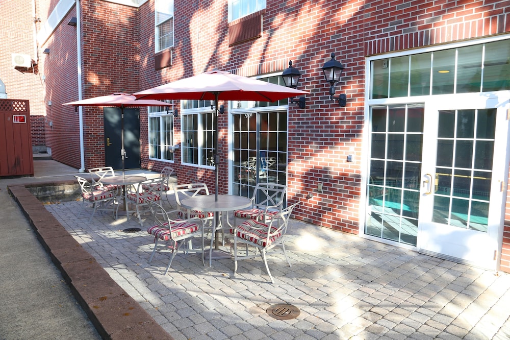 Inn at Middletown - photo 53
