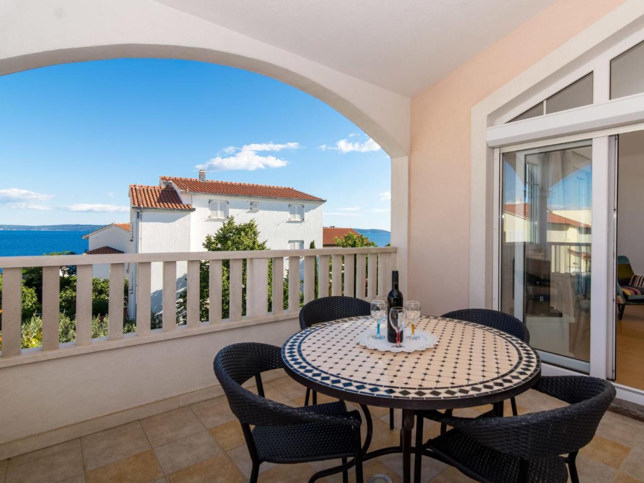 Apartment Villa Matana 1 by Interhome — 4-Star Luxury Hotel in Okrug Gornji, Croatia