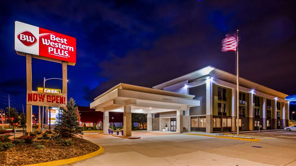 Best Western Plus Bloomington East Hotel - photo 19