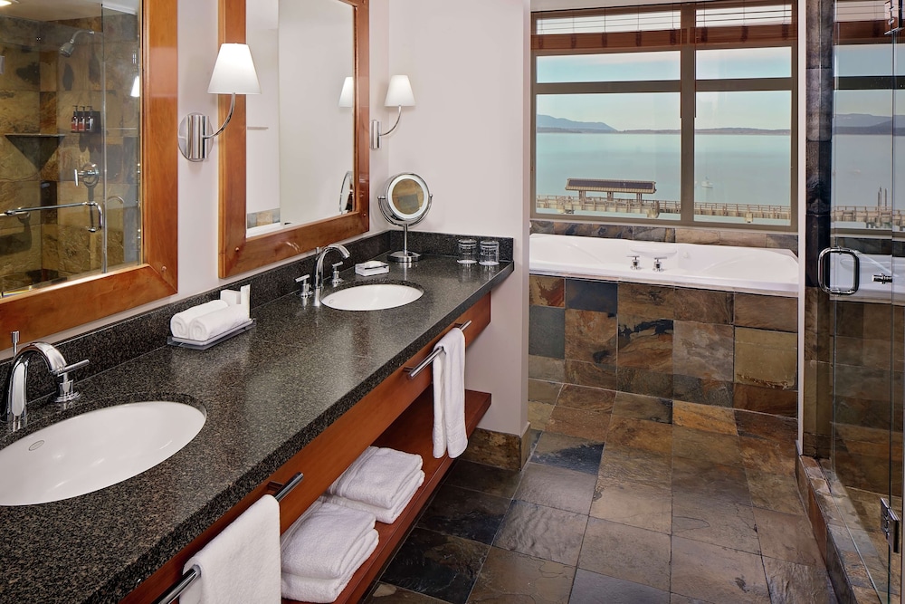 Chrysalis Inn & Spa Bellingham Curio Collection by Hilton - photo 18