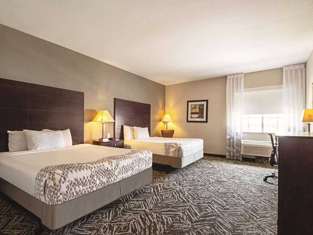 La Quinta Inn & Suites by Wyndham McKinney - photo 21