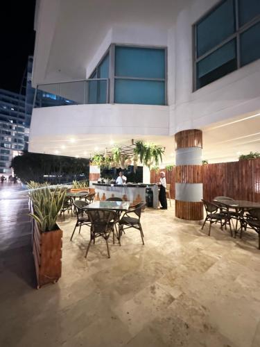 Apartamento con Salida al Mar en Condominio Turístico y Hotel Sonnesta Cartagena in Cartagena, Colombia