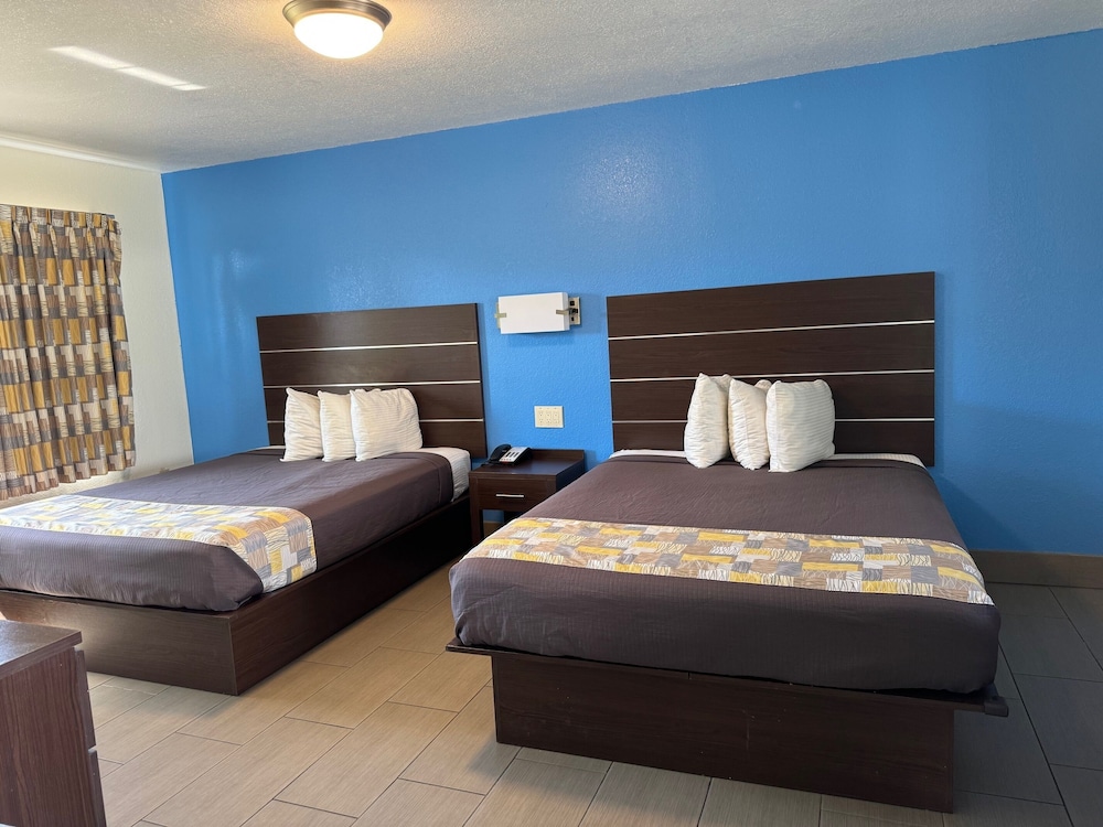American Inn Punta Gorda - photo 7