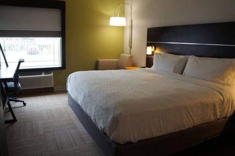 Holiday Inn Express Venice by IHG - photo 13