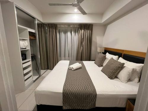 Sky high with harbour views — 4-Star Luxury Hotel in Darwin, Australia