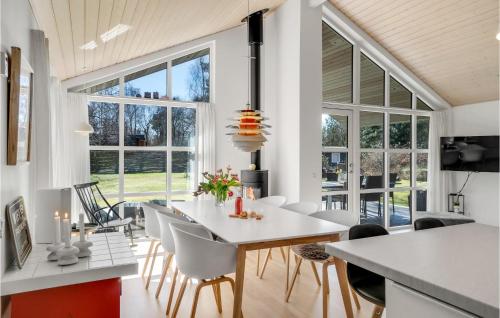 4 Bedroom Beautiful Home In Nykøbing Sj — 5-Star Luxury Hotel in Nykobing Sjaelland, Denmark